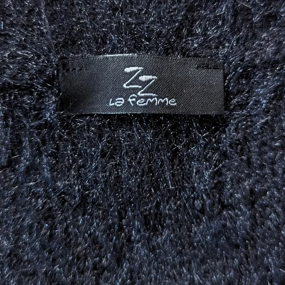 La Femme Cropped Black Sweater - Picture 6 of 8